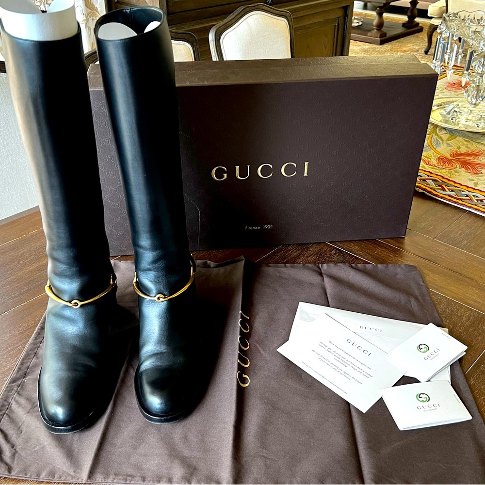 Gucci LIFFORD  leather horsebit knee high boots.size 39, pull on . runs large